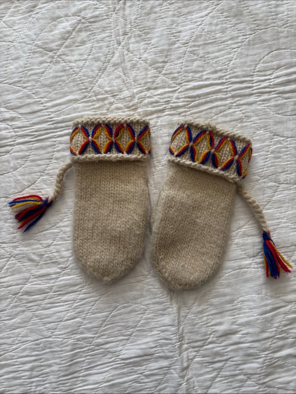 Vintage Swedish Handknit Lovikka Wool Mittens